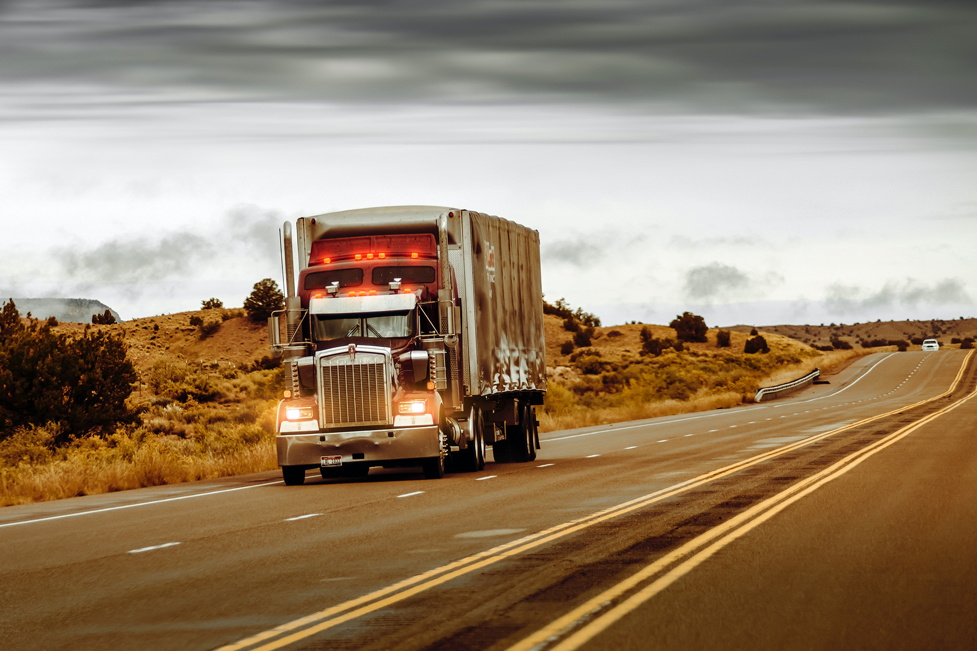 Trucking, Shipping, Flatbeds, Conestoga, Cargo Vans, Dry Vans, LTL Carriers
